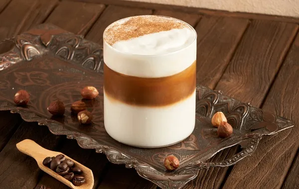Hazelnut Latte: Resep Lengkap Ala Cafe + Cara Membuatnya