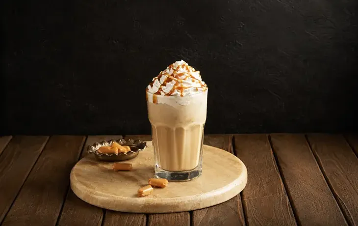 Salted Caramel Latte: Resep Lengkap + Cara Membuat Ala Cafe di Rumah